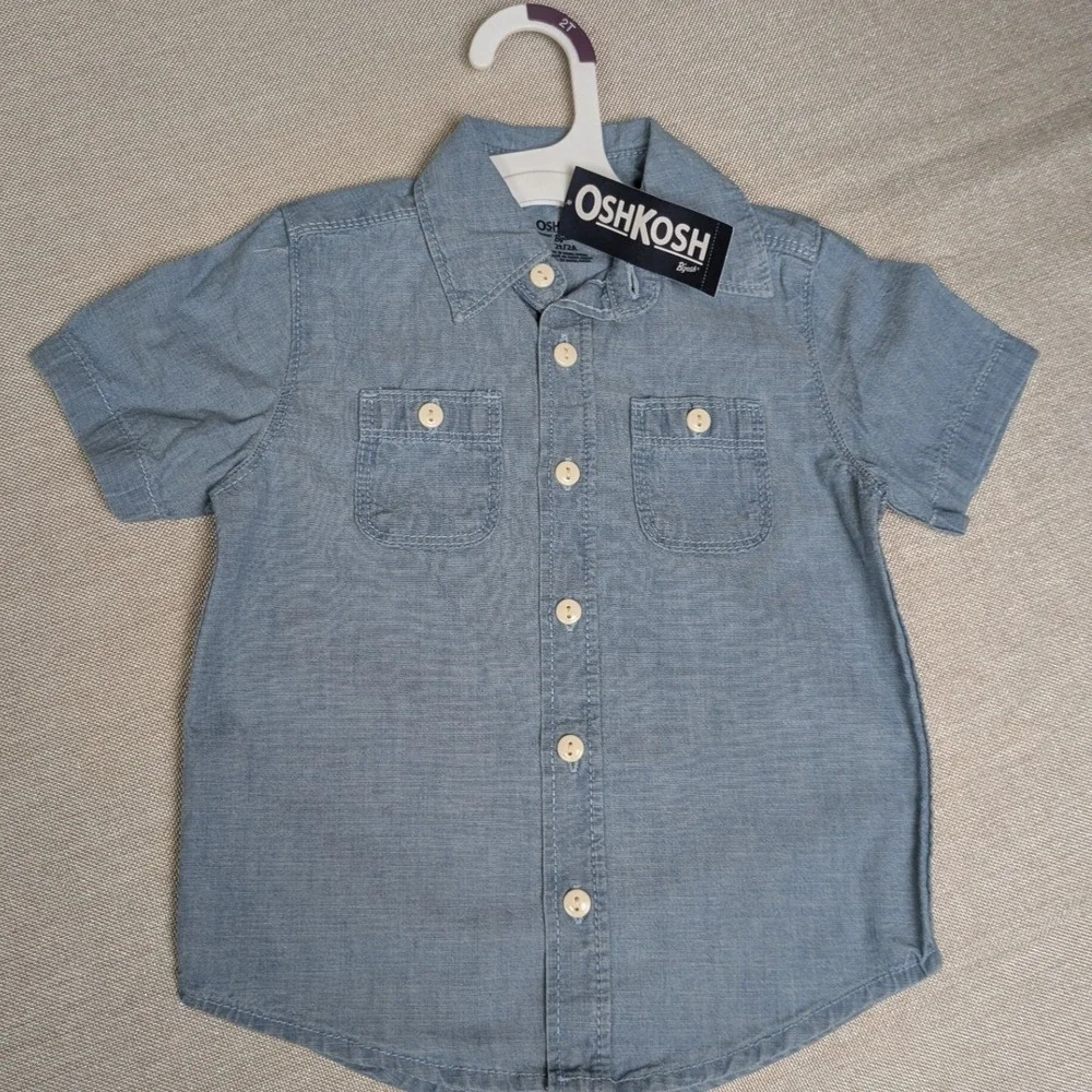 OshKosh Button Down Shirt Toddler 2T Blue NWT Chambray Short Sleeve Pocket
